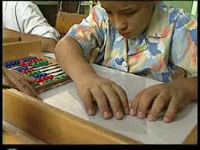 ATENCIÓN NIÑOS CIEGOS