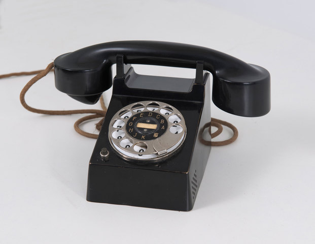 Frankfurt "Bauhaus" Telephone