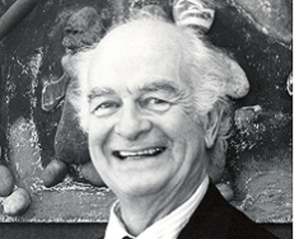 Linus Pauling aplicó mecánica cuántica a la explicación de los enlaces químicos