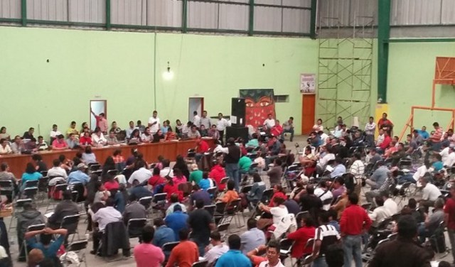 MAESTROS DE OAXACA SE REBELAN