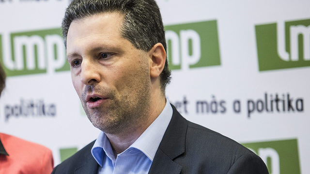 Schiffer András bejelentése