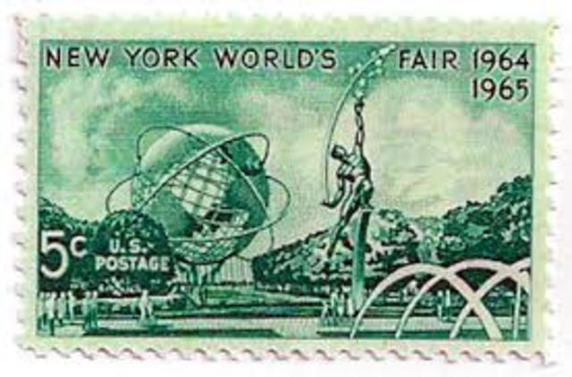 New York World’s Fair begins