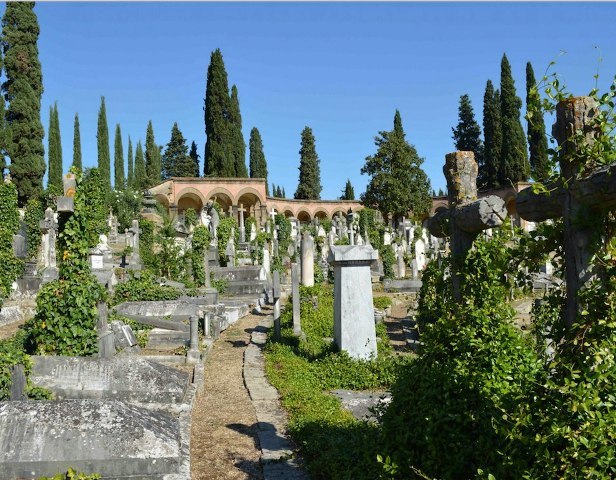 Suo padre, Pier Enrico, si toglie la vita