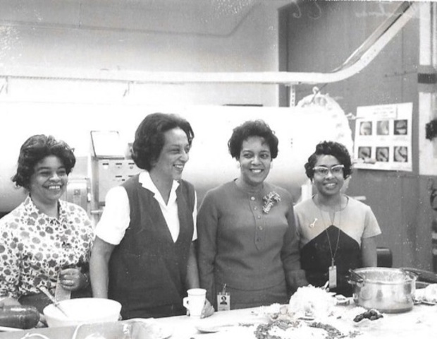 The Langley Memorial Laboratory establishes the first segregated computing pool for black women