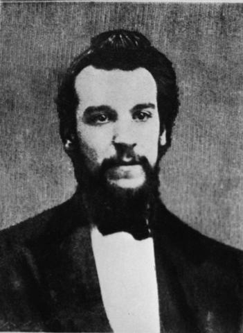 Alexander Graham Bell patentó el teléfono.