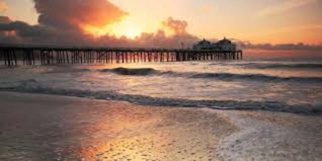 Went to malibu beach at night.