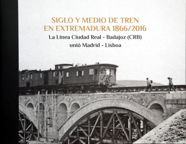 Primer tren de viajeros línea ferroviaria Madrid-Lisboa