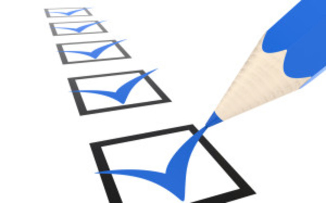 Visitaré con un consejero sobre los requisitos de unas universidades