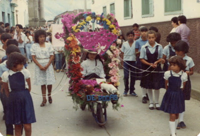 Desfile de silleteritos