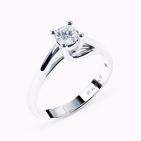 ES CASA AMB LA SEVA PARELLA