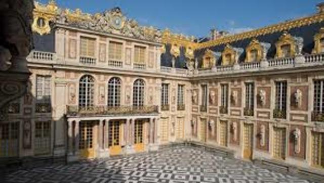 Louis XIV moved the court to the palace of Versailles