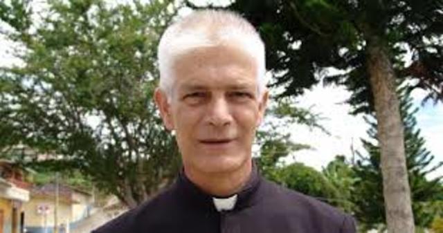 El Padre Ernesto Gómez Echeverri