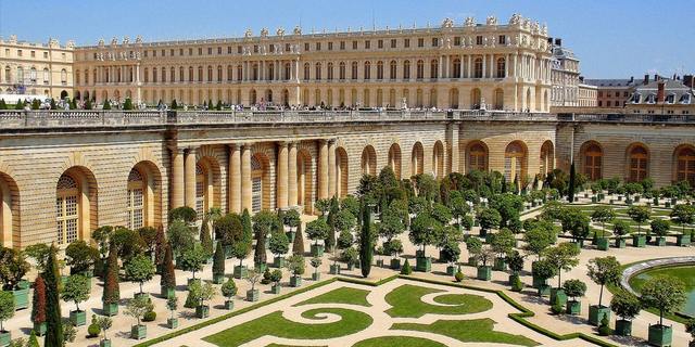Louis XIV Built the Palace of Versailles