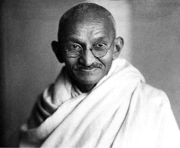 Gandhi returns to India