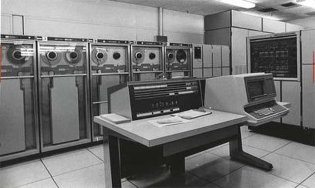 UNIVAC (Universal Automatic Computer)