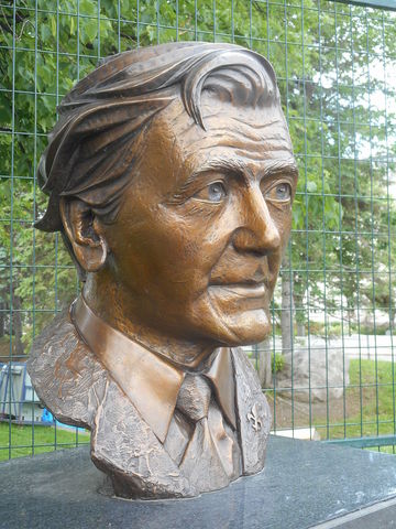 Bill 101 is Passed into Law in Quebec