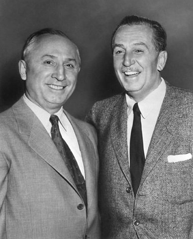 Walt Disney moves to Hollywood with his brother.