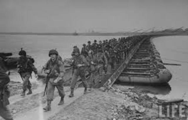 Allies cross the Rhine