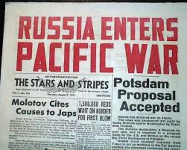Russia declares war on Japan