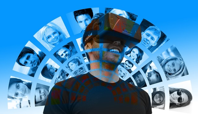 Virtual Reality and Augmented Reality Social Networks Emerge