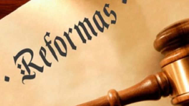 Modificación al artículo 6 de la Constitución de la República Mexicana