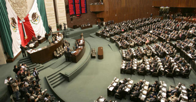 Estudio y valoración en las Comisiones Unidas de Gobernación, Función Pública y Justicia.