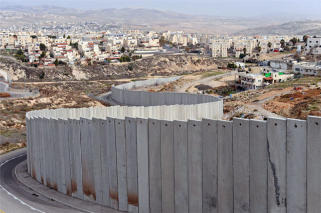 Construction Of Separation Wall Begins
