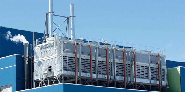 1930 se realizaron más investigaciones para controlar la escala de la caldera. La Armada comenzó a usar un compuesto que consiste en fosfato disódico, ceniza de soda y almidón de maíz.