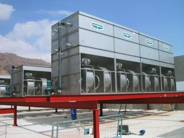 1980 El uso de cromato fue inicialmente prohibido en aplicaciones HVAC y luego en todas las aplicaciones de torres de enfriamiento industriales por razones ambientales y de salud.