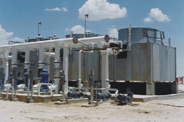 1990 en la industria de tratamiento de agua. Mogul fue comprado por Diversey y luego por Nalco.