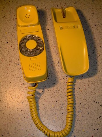 AT&T Created the First Trimline Phone