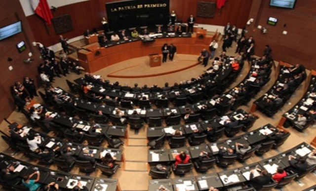 El Senado recibe una minuta en cuestión, la cual es turnada a las Comisiones Unidas de Puntos Constitucionales y estudios legislativos