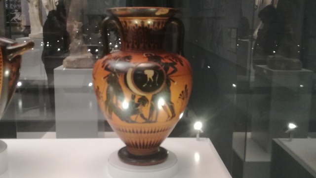 Desè:Hèracles lluitant contra el gegant de tres cossos Geríon