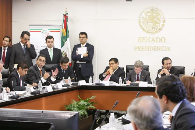 Senado recibió la minuta en cuestión, la cual fue turnada a las Comisiones Unidas de Puntos Constitucionales y Estudios Legislativos.