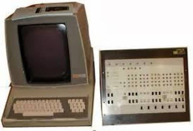 La primer minicomputadora de 16bits