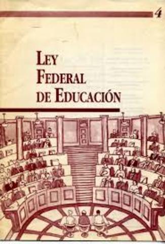Integración de la Educación a Distancia a la Ley Federal de Educación