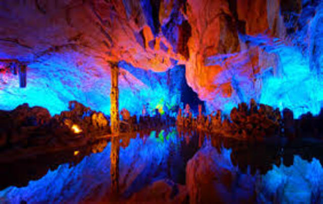 Cueva de la Flauta de Caña