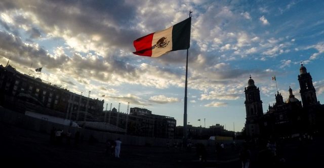 Se implementa la educación a distancia en Mexico