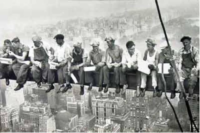 Se marca una línea de demarcación entre el pensamiento "clásico" y "moderno"