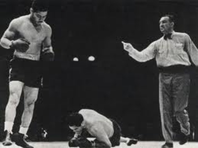 Joe Louis vs. Max Schmeling Round 2