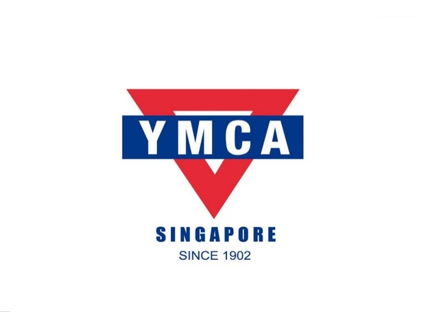 El director le pide un juego para un gimnasio