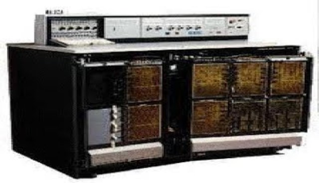 La tercera generación (1965 a 1980): circuitos integrados y multiprogramación