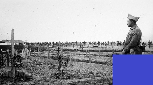 Fracaso de la ofensiva francesa en el Camino de las Damas, en el frente de Champaña (noreste de París)