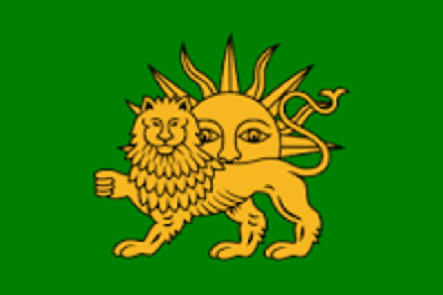 Ismail proclaims himself Shah of Iran