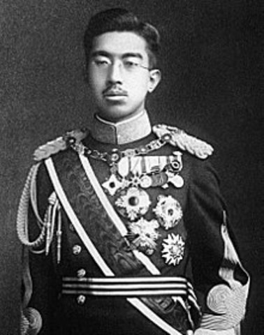 HiroHito es proclamado emperador de Japón