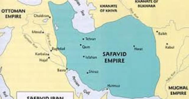 Afghans captured Isfahan