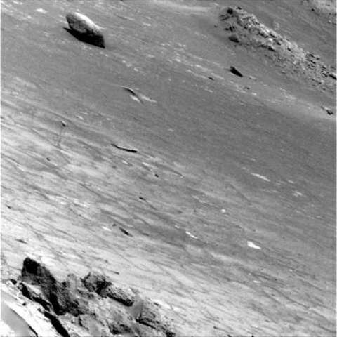 Opportunity’s Right Panoramic Camera view of the surface on its way to the Meridiani Planum