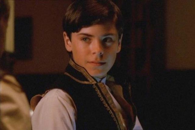 Comienzos de trayectoria profesional como actor