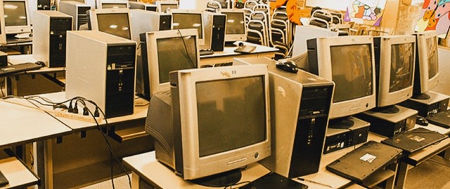 Computadoras personales en las escuelas