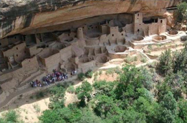 Mesa Verde cliff dwellings
